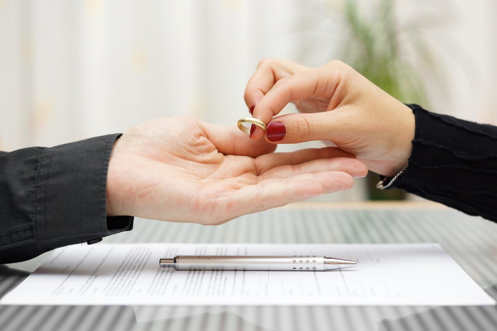 divorce mediation lawyer Alameda County, CA faqs